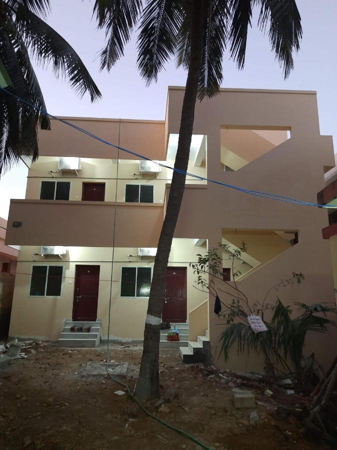 Raghavi Tourist Home Kânyâkumârî Extérieur photo